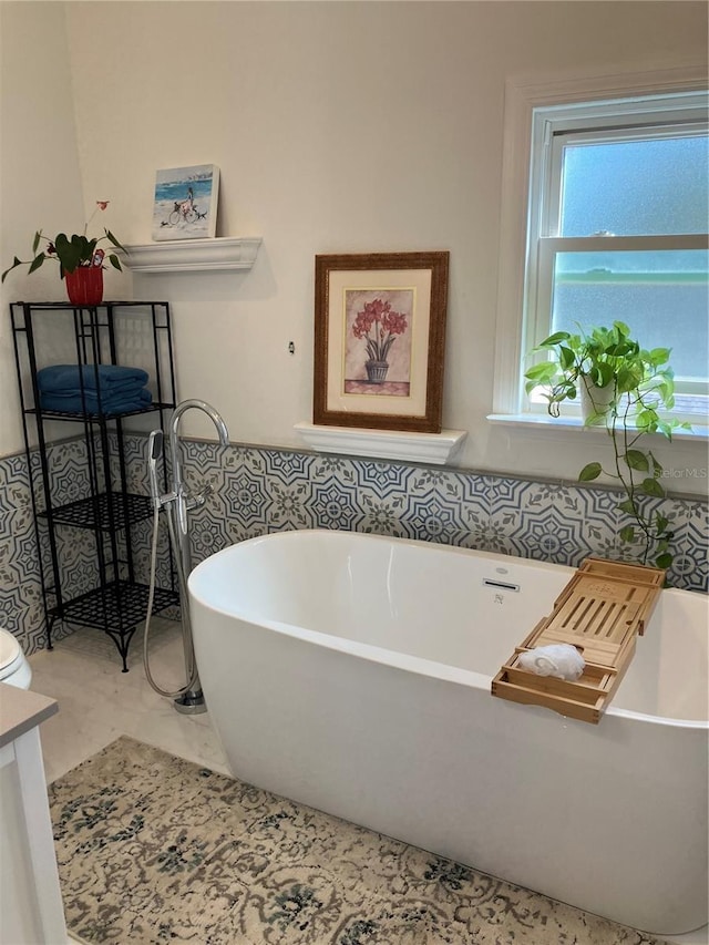 1611 Chestnut Ave, Winter Park, FL 32789 - full bathroom with a soaking tub