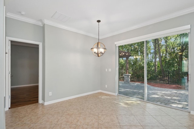 empty room featuring an inviting chandelier, light tile patterned floors, and ornamental molding