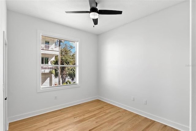 606 Indiana Ave, Crystal Beach, FL 34681 - photo 32