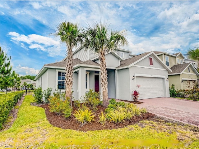 view of front of property featuring a garage