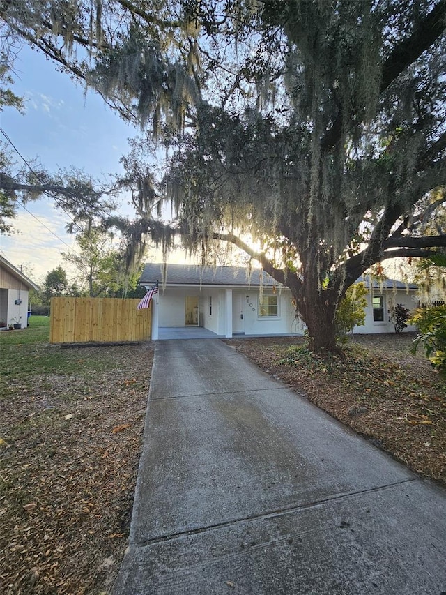 view of front of house