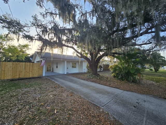 view of front of house