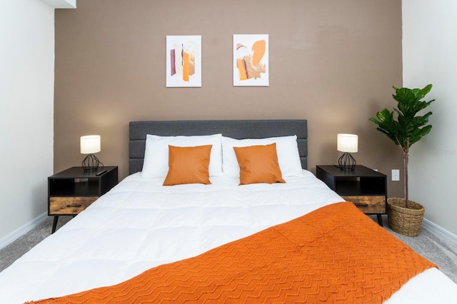 bedroom with carpet flooring