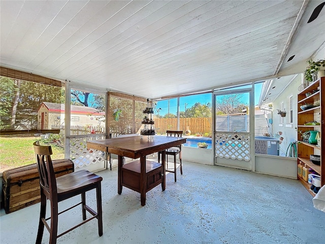 view of sunroom / solarium