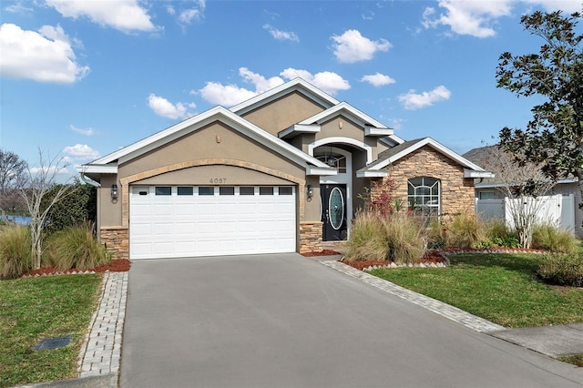 view of front of property featuring a garage