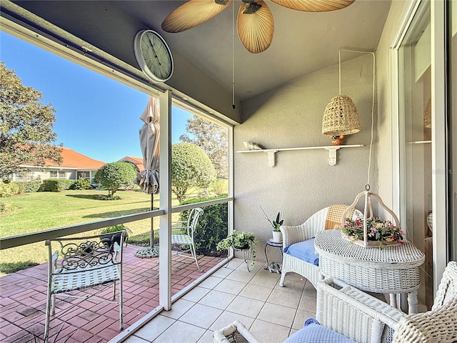 balcony featuring ceiling fan