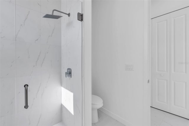 3924 NW 38th St, Cape Coral, FL 33993 - full bath featuring a marble finish shower, marble look tiles, and a closet