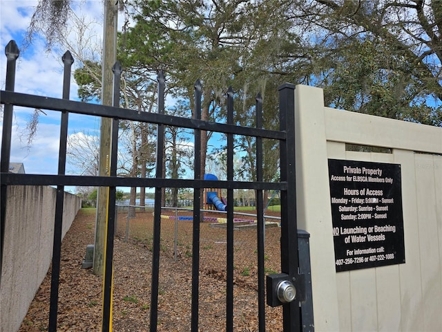 exterior details featuring fence