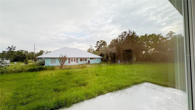 656 Marion Oaks Mnr, Ocala, FL 34473 - view of green lawn