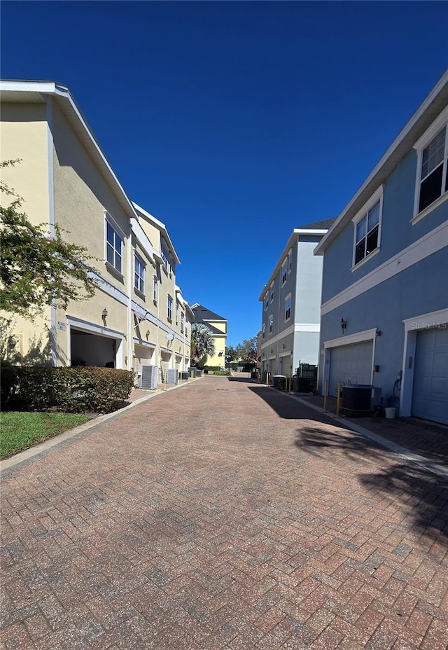 136 Mcleods Way, Winter Springs, FL 32708 - view of decorative road with a residential view