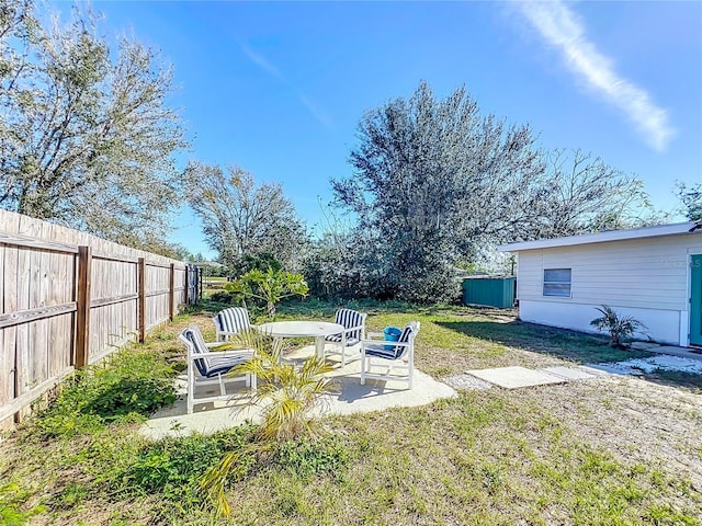 view of yard with a patio