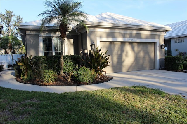 view of front facade with a garage