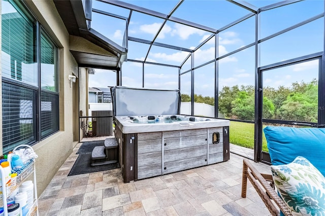 view of sunroom / solarium