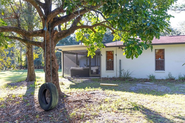 view of front of house with a front yard