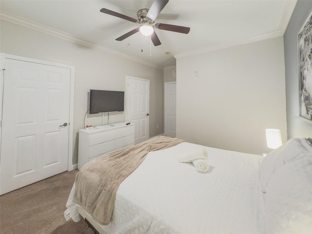 8000 Tuscany Way Unit 4405, Davenport, FL 33896 - bedroom with carpet, crown molding, and ceiling fan
