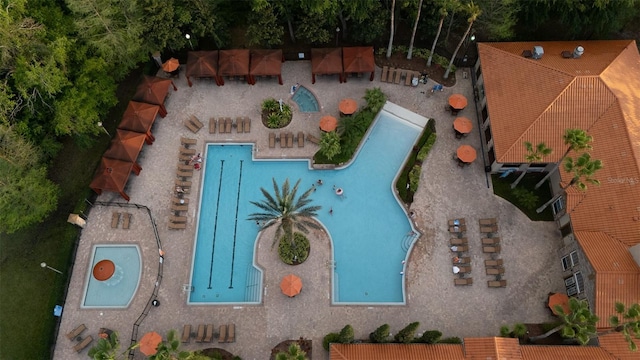 8000 Tuscany Way Unit 4405, Davenport, FL 33896 - view from above of property with a pool area
