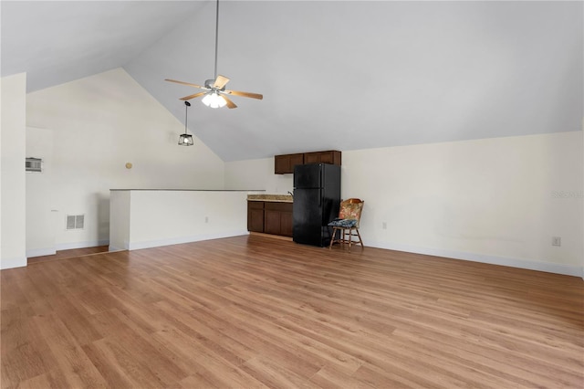 2531 Ludlow St, Deltona, FL 32738 - additional living space featuring light wood finished floors, visible vents, baseboards, and ceiling fan