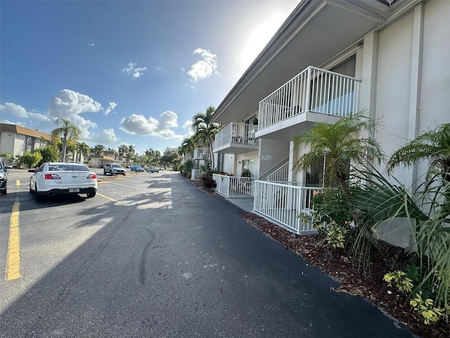 view of road featuring a residential view