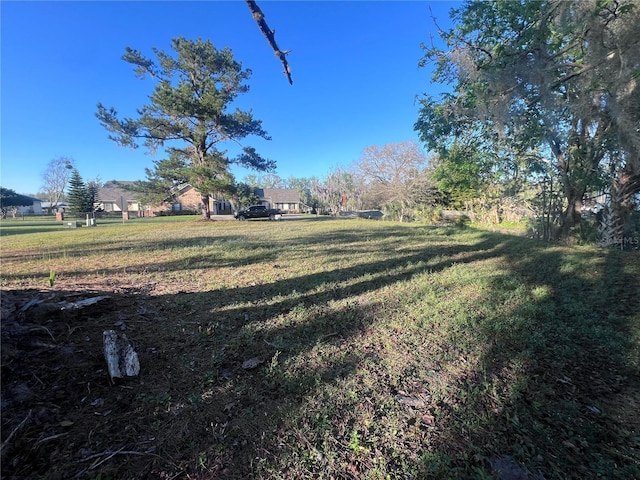 Listing photo 2 for 1609 Yellow Brick Rd, Astor FL 32102