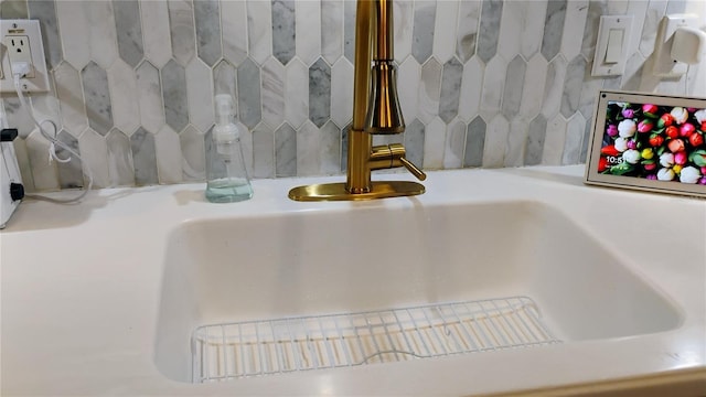 12209 Putter Green Ct, New Port Richey, FL 34654 - detailed view of a sink