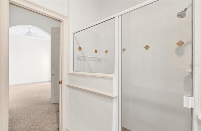 10616 Emerald Chase Dr, Orlando, FL 32836 - full bath with tiled shower and a ceiling fan