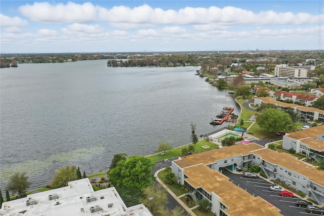 bird's eye view featuring a water view