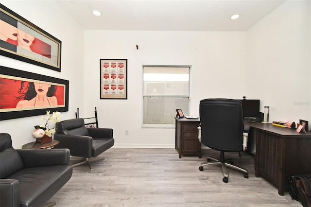 office with baseboards, light wood finished floors, and recessed lighting