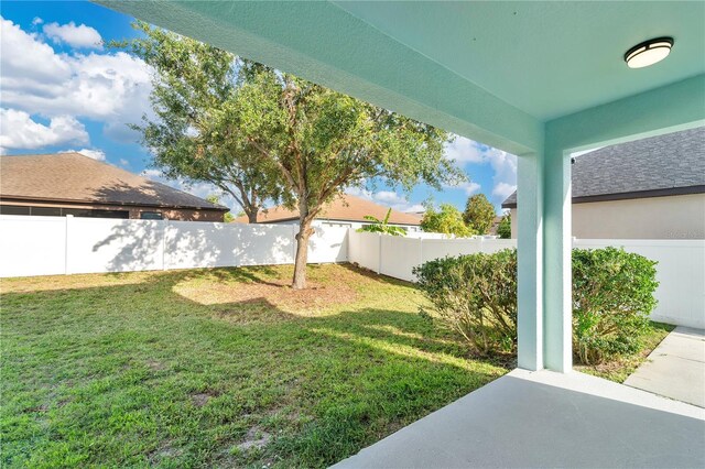 7108 Harvest Glen Ln, Riverview, FL 33578 - view of yard with a patio area