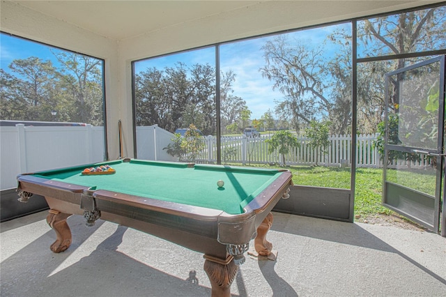 view of recreation room