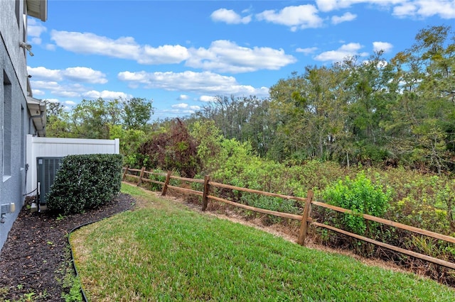 1562 Travertine Ter, Sanford, FL 32771 - view of yard featuring fence and central AC unit
