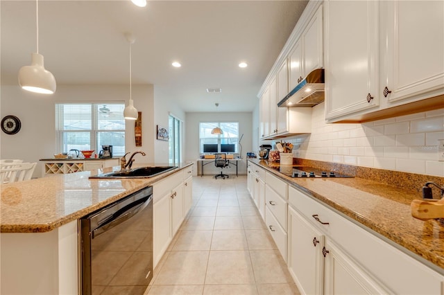 kitchen featuring visible vents, decorative backsplash, under cabinet range hood, black appliances, and a sink