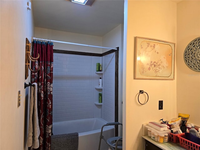 full bathroom featuring shower / bath combo