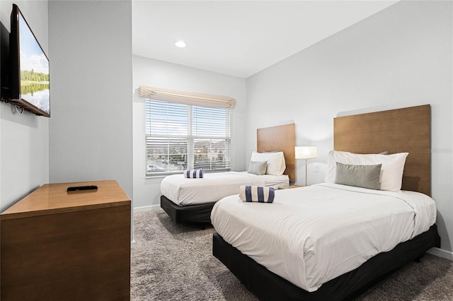 bedroom featuring recessed lighting, carpet, and baseboards