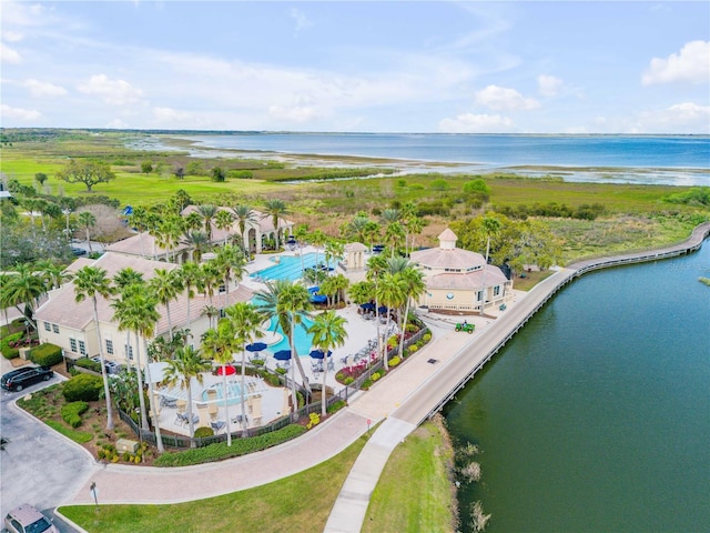 bird's eye view with a water view