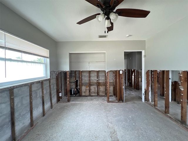 4435 Huntington St NE, Saint Petersburg, FL 33703 - unfurnished room with ceiling fan and visible vents