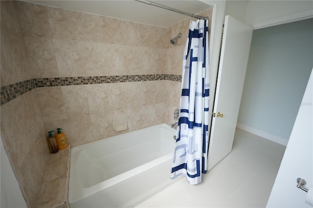 14712 Eagles Crossing Dr, Orlando, FL 32837 - full bath featuring shower / bath combo with shower curtain