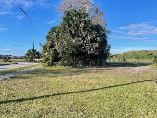 Listing photo 2 for E 20th St, Sanford FL 32771