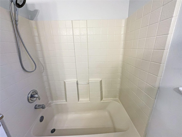 bathroom featuring shower / tub combination