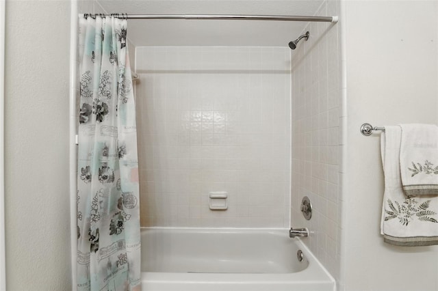 full bathroom featuring shower / tub combo