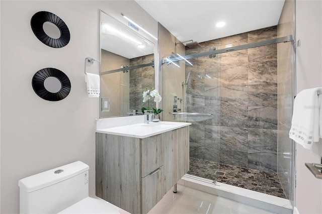 2015 Summerfield Rd, Winter Park, FL 32792 - full bath with a stall shower, vanity, toilet, and recessed lighting