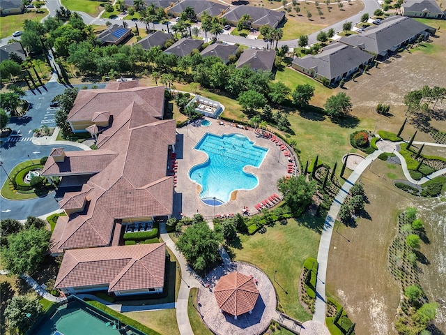 bird's eye view with a residential view