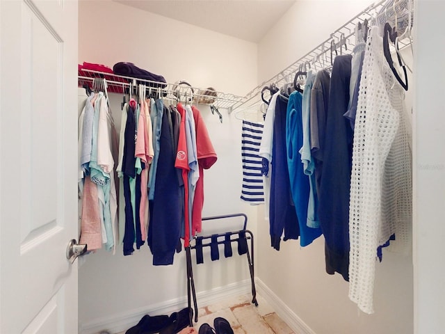 view of spacious closet