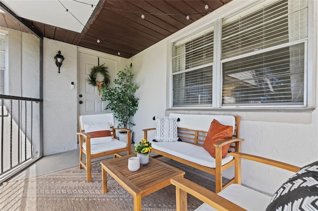 view of patio / terrace with covered porch