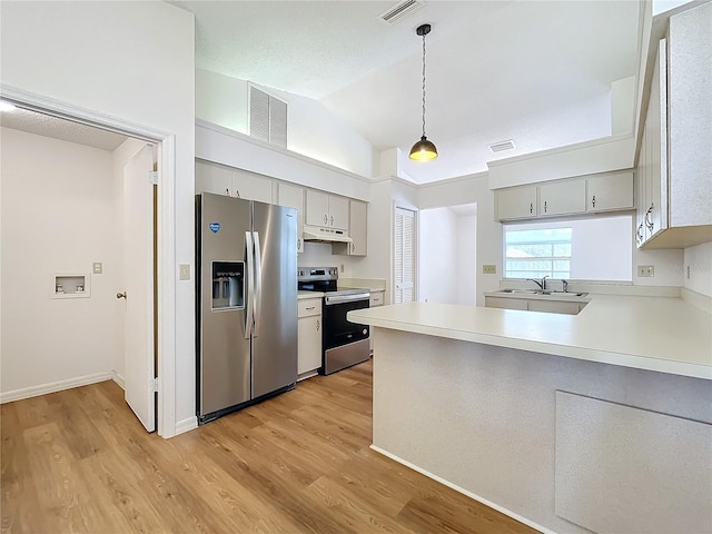 kitchen with stainless steel appliances, under cabinet range hood, visible vents, and gray cabinetry