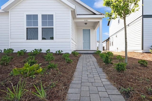 view of property entrance