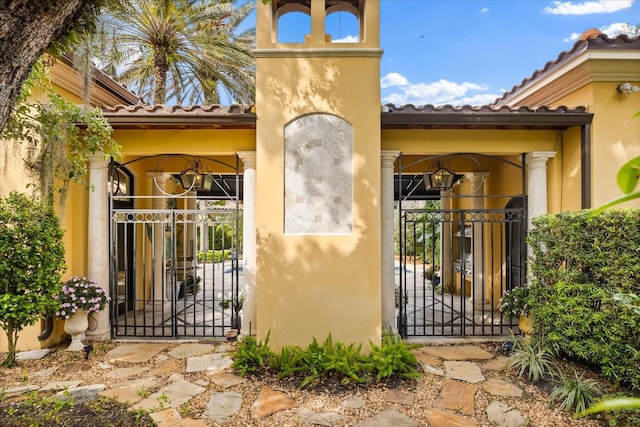 1400 Alabama Dr, Winter Park, FL 32789 - view of gate with fence