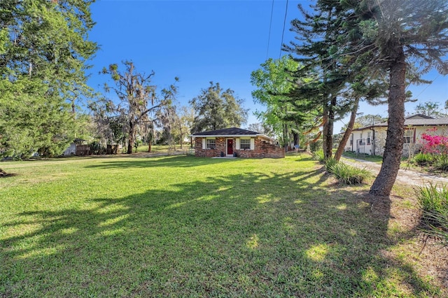 651 W Lake Brantley Rd, Altamonte Springs, FL 32714 - view of green lawn