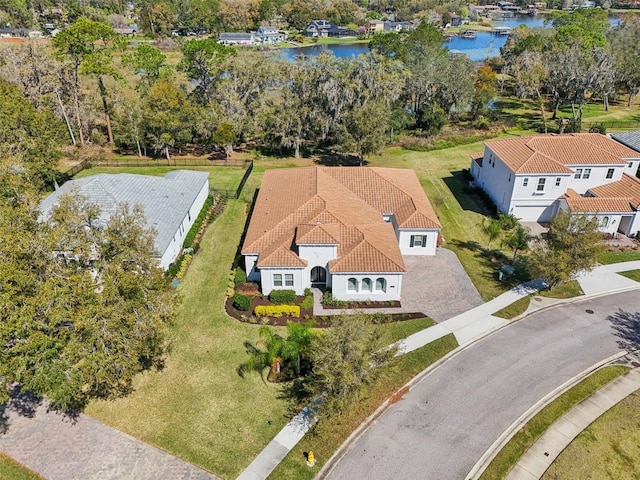 bird's eye view with a water view