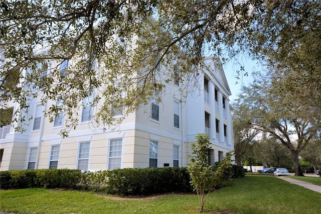 view of building exterior