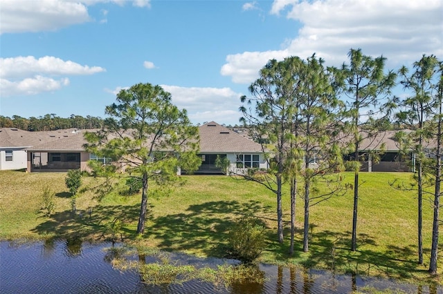 bird's eye view featuring a water view